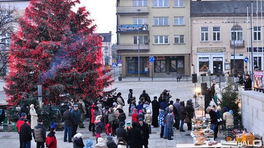 2013/12.22-wigilia-rynek