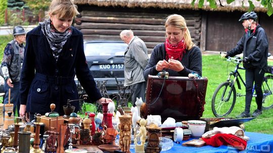 2013/09.22-kiermasz-skansen