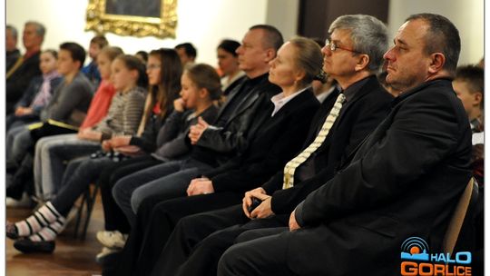 2012/03.30-recital-kasztel