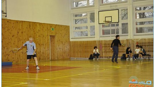 2011/12.03-speedbadminton