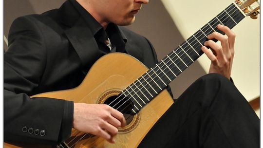 2012/02.09-gitara-szymbark