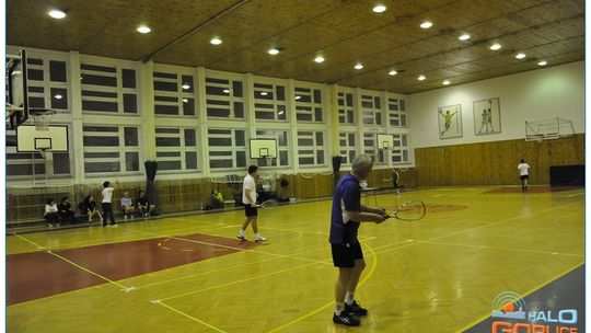 2011/12.03-speedbadminton