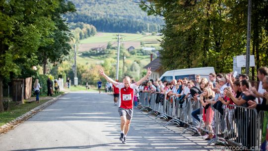 2013/09.15-bieg-kasztel