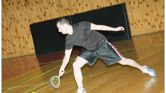 2011/12.03-speedbadminton