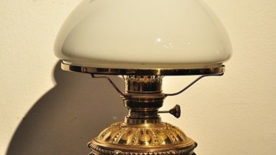2012/03.08-lampy-naftowe