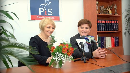 2012/11.27-szydlo