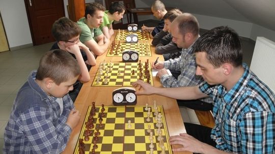 2012/05.10-szachy