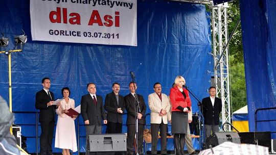 2011/Festyn-dla-Asi