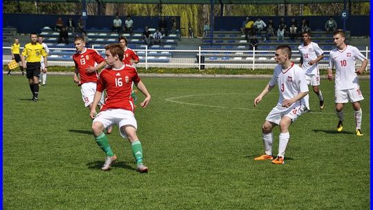 pol-hun-u16-2011