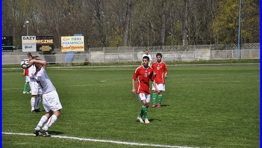 pol-hun-u16-2011