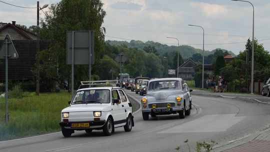 Zlot pojazdów zabytkowych w Binarowej (7 lipca 2024)