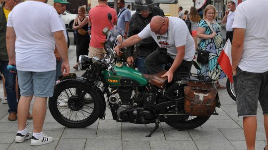 Zlot pojazdów zabytkowych w Binarowej (7 lipca 2024)