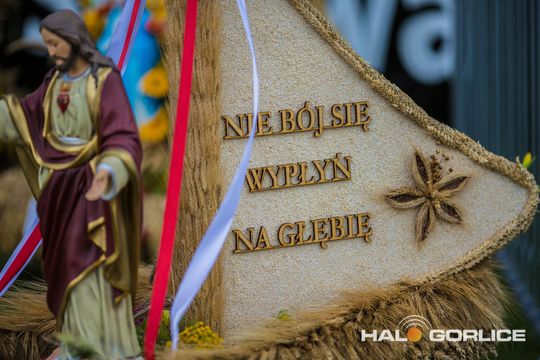 zdjęcia z dożynek gminnych w sękowej w roku 2024