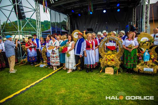 zdjęcia z dożynek gminnych w sękowej w roku 2024