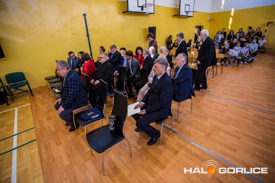 akademia z okazji 50-lecia jubileuszu powstania Zespołu Szkół nr 5 w Gorlicach