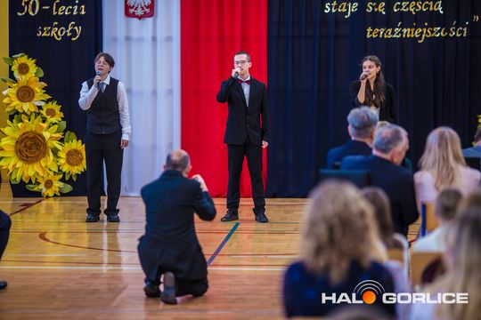 akademia z okazji 50-lecia jubileuszu powstania Zespołu Szkół nr 5 w Gorlicach
