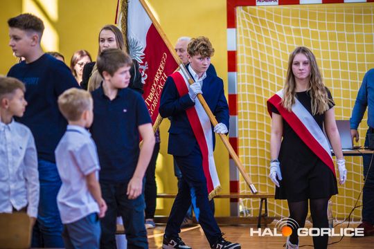 akademia z okazji 50-lecia jubileuszu powstania Zespołu Szkół nr 5 w Gorlicach