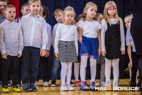 akademia z okazji 50-lecia jubileuszu powstania Zespołu Szkół nr 5 w Gorlicach