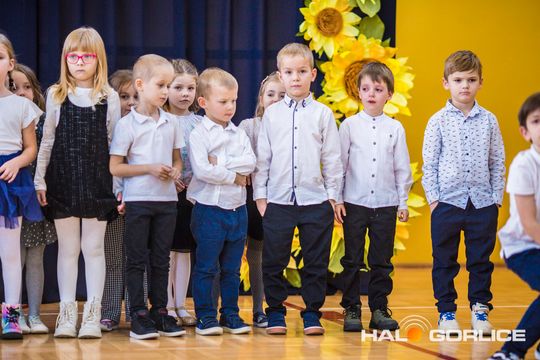 akademia z okazji 50-lecia jubileuszu powstania Zespołu Szkół nr 5 w Gorlicach
