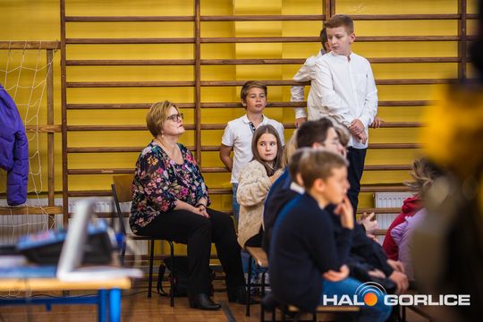 akademia z okazji 50-lecia jubileuszu powstania Zespołu Szkół nr 5 w Gorlicach