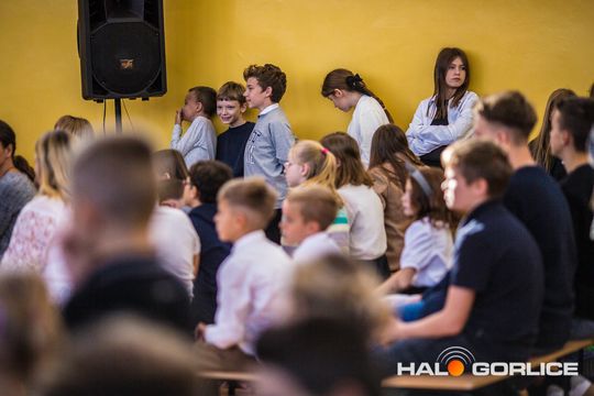 akademia z okazji 50-lecia jubileuszu powstania Zespołu Szkół nr 5 w Gorlicach