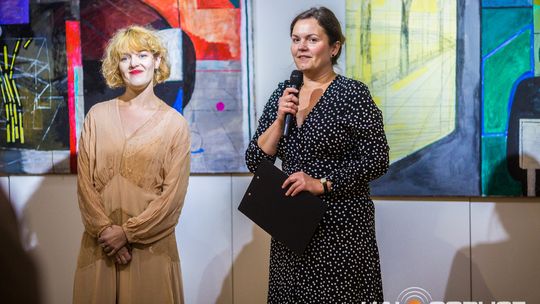 Wernisaż wystawy malarstwa Antoniny Janus-Szybist zatytułowanej „Przejazdy” Antonina Janus-Szybist Katarzyna Szepieniec