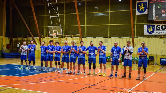 Mecz siatkówki pomiędzy GKPS Gorlice a Wawelem Kraków siatkarze podczas meczu