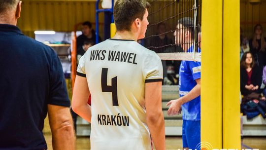 Mecz siatkówki pomiędzy GKPS Gorlice a Wawelem Kraków siatkarze podczas meczu