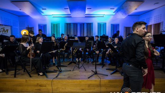 „Symphonic Project for Peace and Humanity” w PSM w Gorlicach muzycy podczas koncertu w szkole muzycznej w gorlicach