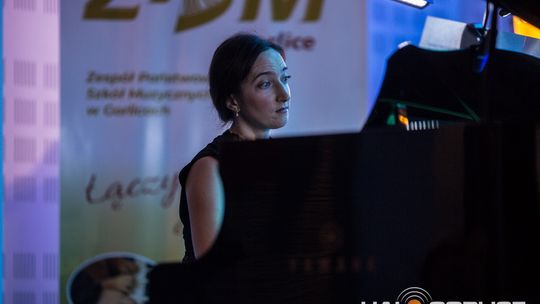 „Symphonic Project for Peace and Humanity” w PSM w Gorlicach muzycy podczas koncertu w szkole muzycznej w gorlicach