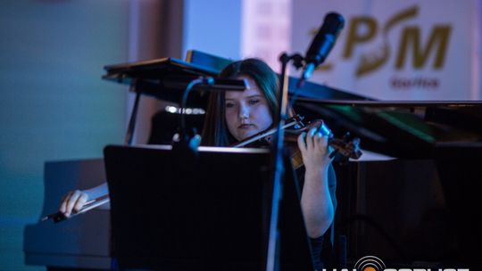 „Symphonic Project for Peace and Humanity” w PSM w Gorlicach muzycy podczas koncertu w szkole muzycznej w gorlicach