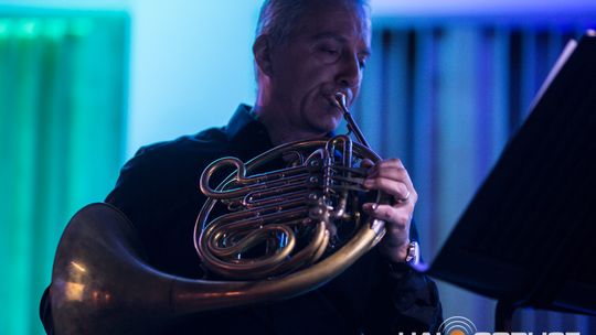 „Symphonic Project for Peace and Humanity” w PSM w Gorlicach muzycy podczas koncertu w szkole muzycznej w gorlicach