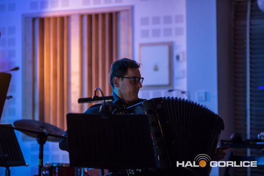 muzycy podczas koncertu w szkole muzycznej w gorlicach