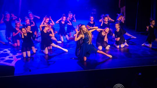 zdjęcie przedstawia dzieci podczas 2. Gorlickiego Festiwalu Tańca 2026