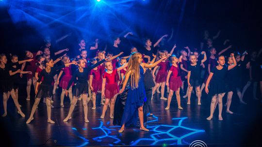 zdjęcie przedstawia dzieci podczas 2. Gorlickiego Festiwalu Tańca 2026