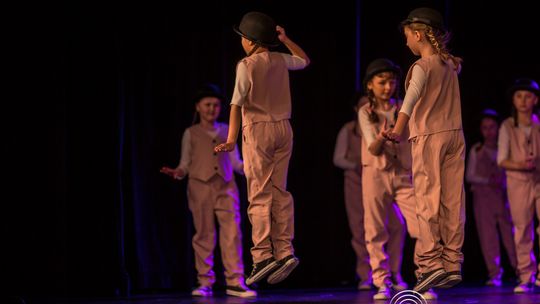 zdjęcie przedstawia dzieci podczas 2. Gorlickiego Festiwalu Tańca 2026