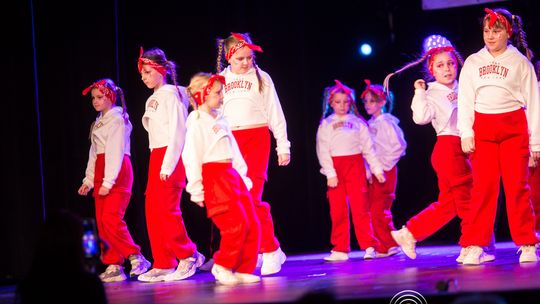 zdjęcie przedstawia dzieci podczas 2. Gorlickiego Festiwalu Tańca 2026