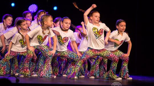 zdjęcie przedstawia dzieci podczas 2. Gorlickiego Festiwalu Tańca 2026