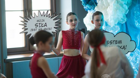 zdjęcie przedstawia dzieci podczas 2. Gorlickiego Festiwalu Tańca 2026