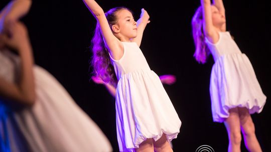 zdjęcie przedstawia dzieci podczas 2. Gorlickiego Festiwalu Tańca 2026