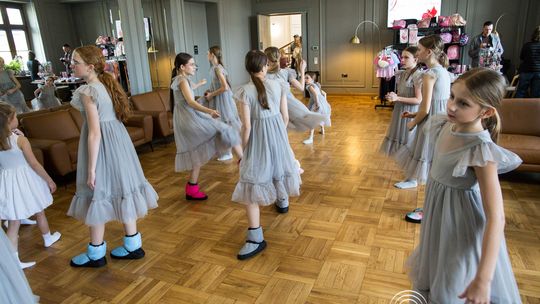zdjęcie przedstawia dzieci podczas 2. Gorlickiego Festiwalu Tańca 2026