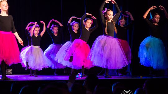 zdjęcie przedstawia dzieci podczas 2. Gorlickiego Festiwalu Tańca 2026