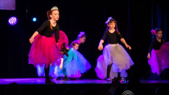 zdjęcie przedstawia dzieci podczas 2. Gorlickiego Festiwalu Tańca 2026