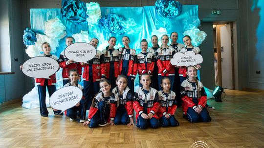 zdjęcie przedstawia dzieci podczas 2. Gorlickiego Festiwalu Tańca 2026