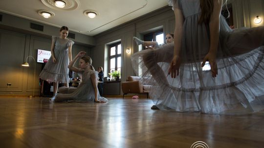 zdjęcie przedstawia dzieci podczas 2. Gorlickiego Festiwalu Tańca 2026