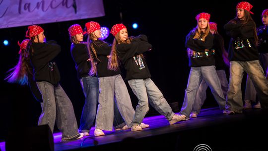 zdjęcie przedstawia dzieci podczas 2. Gorlickiego Festiwalu Tańca 2026