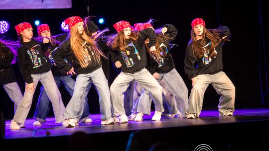 zdjęcie przedstawia dzieci podczas 2. Gorlickiego Festiwalu Tańca 2026