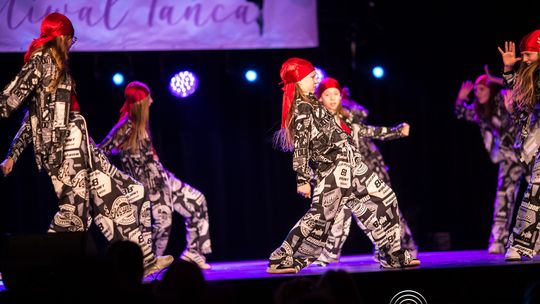 zdjęcie przedstawia dzieci podczas 2. Gorlickiego Festiwalu Tańca 2026