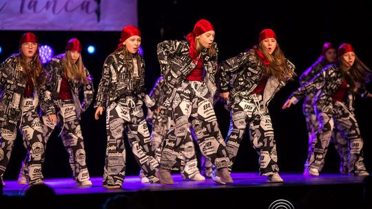 zdjęcie przedstawia dzieci podczas 2. Gorlickiego Festiwalu Tańca 2026