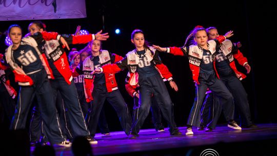 zdjęcie przedstawia dzieci podczas 2. Gorlickiego Festiwalu Tańca 2026